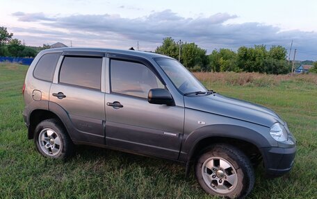 Chevrolet Niva I рестайлинг, 2014 год, 475 000 рублей, 3 фотография