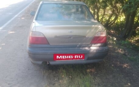 Daewoo Nexia I рестайлинг, 2005 год, 50 000 рублей, 3 фотография