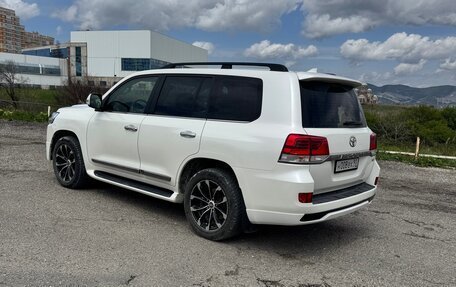 Toyota Land Cruiser 200, 2016 год, 5 470 000 рублей, 3 фотография