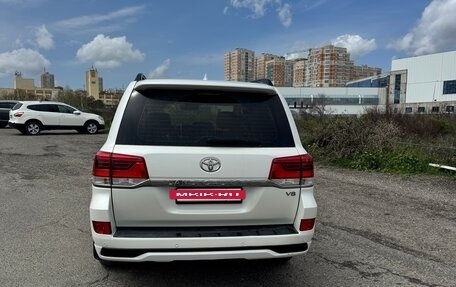 Toyota Land Cruiser 200, 2016 год, 5 470 000 рублей, 4 фотография