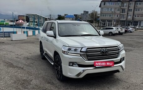 Toyota Land Cruiser 200, 2016 год, 5 470 000 рублей, 7 фотография