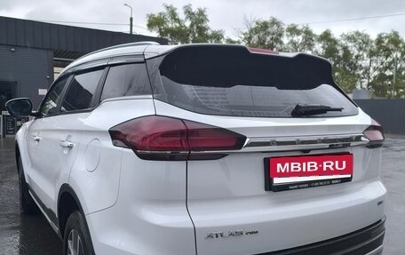Geely Atlas, 2023 год, 2 180 000 рублей, 7 фотография