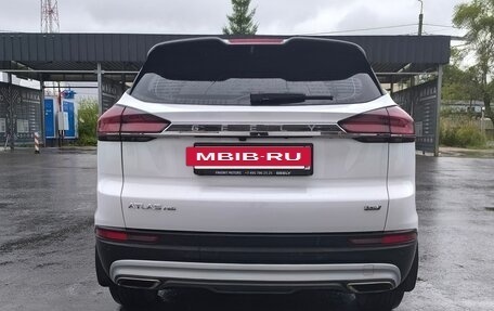 Geely Atlas, 2023 год, 2 180 000 рублей, 8 фотография