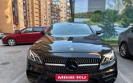 Mercedes-Benz E-Класс, 2019 год, 2 550 000 рублей, 6 фотография