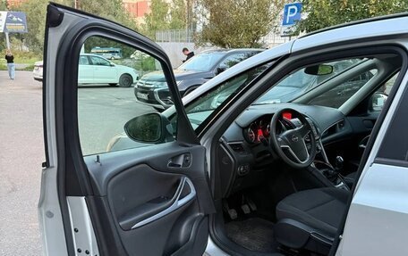 Opel Zafira C рестайлинг, 2012 год, 825 000 рублей, 5 фотография