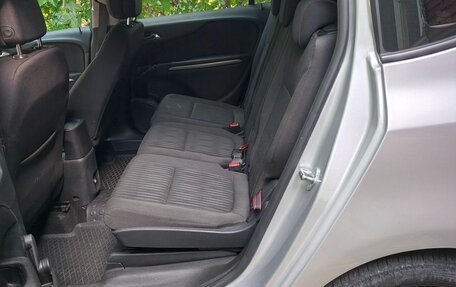 Opel Zafira C рестайлинг, 2012 год, 825 000 рублей, 12 фотография