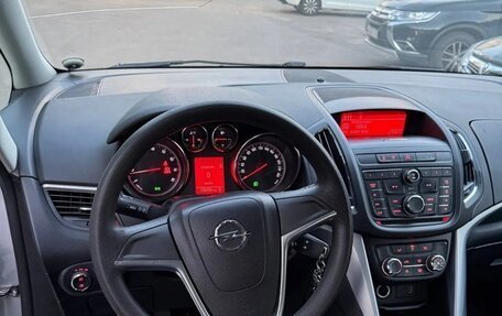 Opel Zafira C рестайлинг, 2012 год, 825 000 рублей, 11 фотография