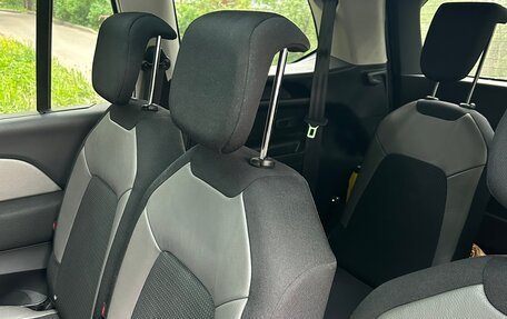 Citroen C4 Picasso II рестайлинг, 2017 год, 1 660 000 рублей, 5 фотография