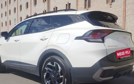 KIA Sportage IV рестайлинг, 2022 год, 3 800 000 рублей, 8 фотография
