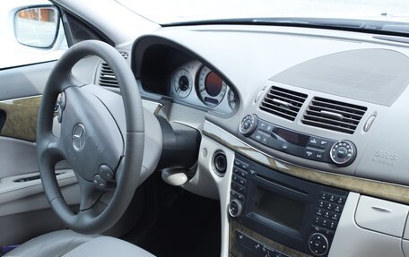Mercedes-Benz E-Класс, 2008 год, 1 320 000 рублей, 22 фотография