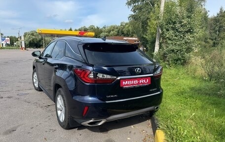 Lexus RX IV рестайлинг, 2017 год, 3 950 000 рублей, 4 фотография