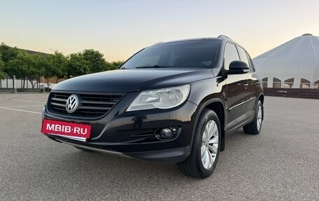 Volkswagen Tiguan I, 2008 год, 850 000 рублей, 3 фотография