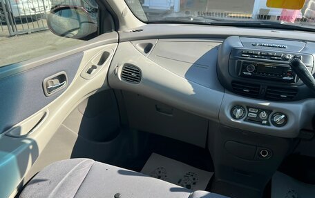 Nissan Tino, 2000 год, 349 999 рублей, 16 фотография