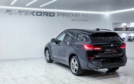 BMW X1, 2019 год, 3 200 000 рублей, 9 фотография