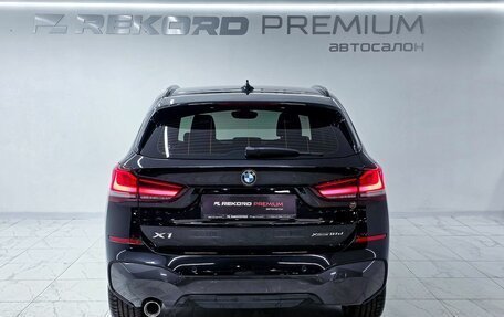 BMW X1, 2019 год, 3 200 000 рублей, 8 фотография