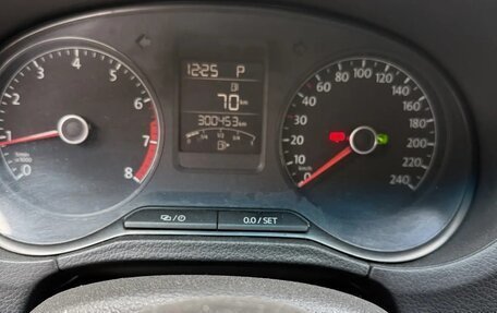 Volkswagen Polo VI (EU Market), 2018 год, 420 000 рублей, 11 фотография