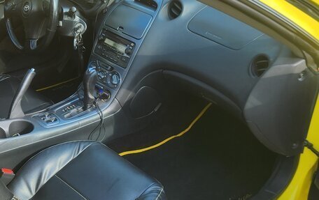 Toyota Celica VII рестайлинг, 2004 год, 1 500 000 рублей, 8 фотография