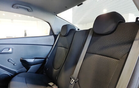 KIA Rio III рестайлинг, 2015 год, 789 000 рублей, 15 фотография