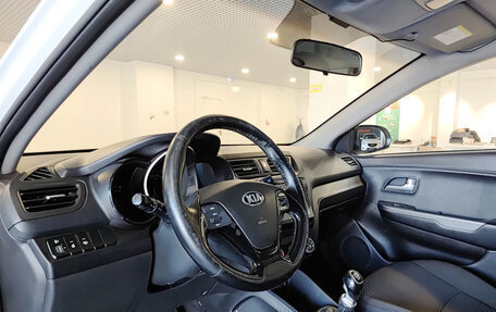 KIA Rio III рестайлинг, 2015 год, 789 000 рублей, 20 фотография