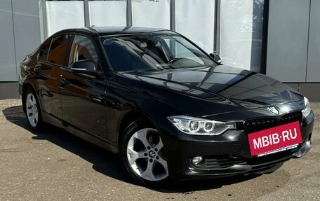 BMW 3 серия, 2013 год, 1 500 000 рублей, 3 фотография