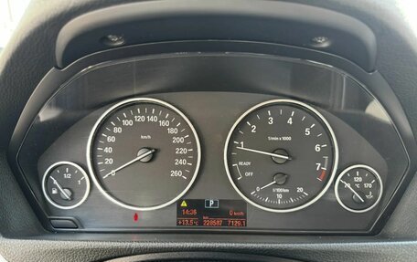 BMW 3 серия, 2013 год, 1 500 000 рублей, 14 фотография