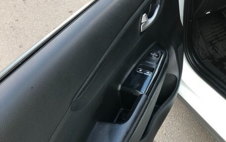KIA Rio IV, 2019 год, 619 000 рублей, 7 фотография