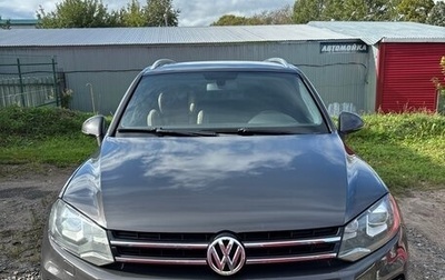 Volkswagen Touareg III, 2011 год, 1 650 000 рублей, 1 фотография