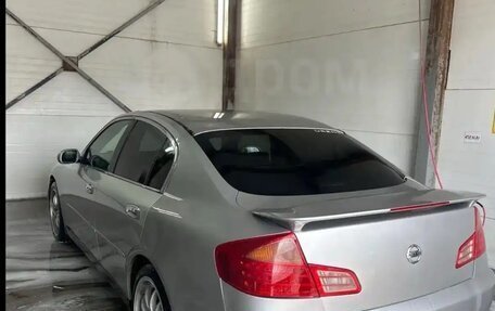 Nissan Skyline, 2002 год, 450 000 рублей, 2 фотография