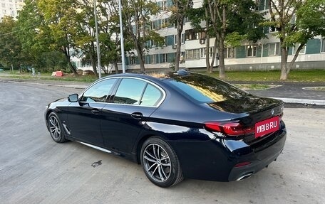 BMW 5 серия, 2022 год, 5 700 000 рублей, 4 фотография