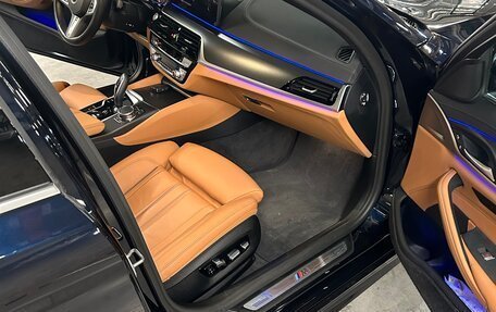 BMW 5 серия, 2022 год, 5 700 000 рублей, 21 фотография