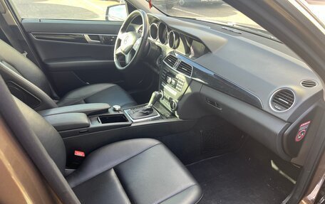 Mercedes-Benz C-Класс, 2013 год, 1 300 000 рублей, 5 фотография