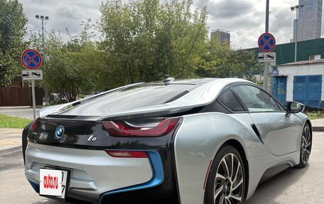 BMW i8 I рестайлинг, 2015 год, 4 500 000 рублей, 6 фотография