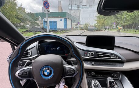 BMW i8 I рестайлинг, 2015 год, 4 500 000 рублей, 12 фотография