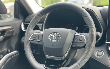 Toyota Highlander, 2026 год, 5 275 000 рублей, 22 фотография
