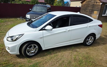 Hyundai Solaris II рестайлинг, 2014 год, 700 000 рублей, 12 фотография