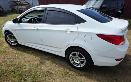 Hyundai Solaris II рестайлинг, 2014 год, 700 000 рублей, 11 фотография