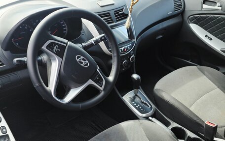 Hyundai Solaris II рестайлинг, 2014 год, 700 000 рублей, 9 фотография