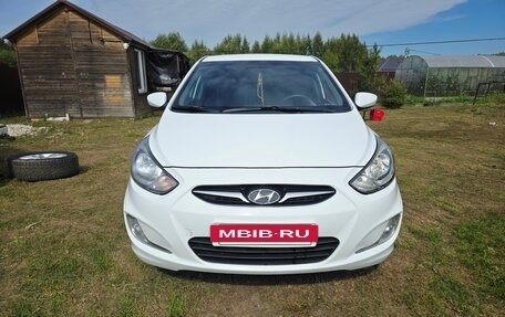 Hyundai Solaris II рестайлинг, 2014 год, 700 000 рублей, 7 фотография