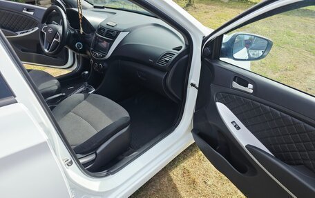 Hyundai Solaris II рестайлинг, 2014 год, 700 000 рублей, 20 фотография