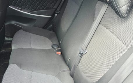 Hyundai Solaris II рестайлинг, 2014 год, 700 000 рублей, 28 фотография