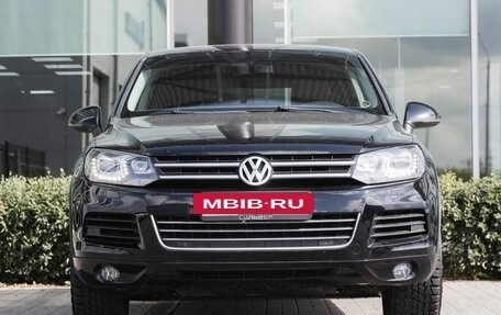Volkswagen Touareg III, 2011 год, 1 950 000 рублей, 3 фотография