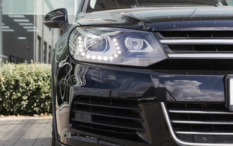 Volkswagen Touareg III, 2011 год, 1 950 000 рублей, 10 фотография