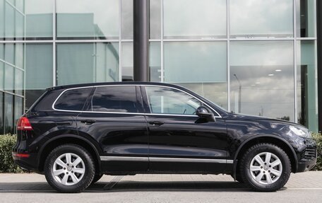 Volkswagen Touareg III, 2011 год, 1 950 000 рублей, 8 фотография