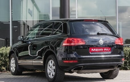 Volkswagen Touareg III, 2011 год, 1 950 000 рублей, 6 фотография