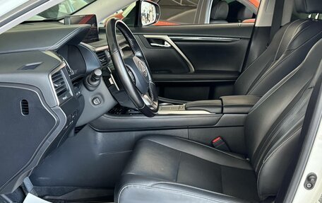 Lexus RX IV рестайлинг, 2020 год, 4 890 000 рублей, 19 фотография