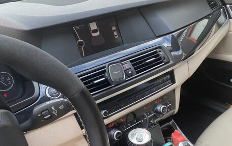 BMW 5 серия, 2012 год, 1 850 000 рублей, 7 фотография