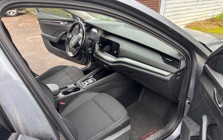 Skoda Octavia IV, 2021 год, 1 300 000 рублей, 8 фотография