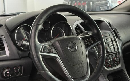 Opel Astra J, 2013 год, 1 030 000 рублей, 14 фотография