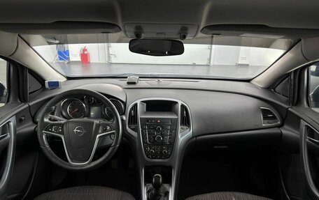Opel Astra J, 2013 год, 1 030 000 рублей, 18 фотография