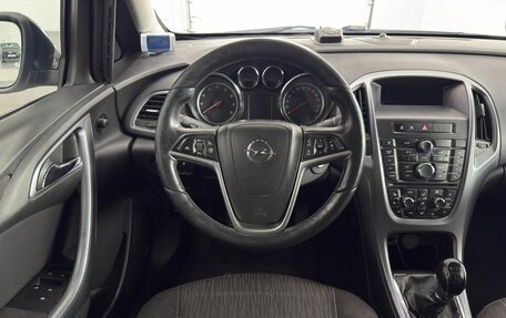 Opel Astra J, 2013 год, 1 030 000 рублей, 17 фотография